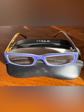 Vogue Woman's Glasses Frames with Case
